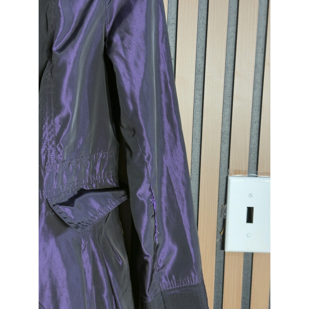 Burberry London Metallic Purple Nylon Trench Coat Jacket Made in Italy Size 6 - Picture 15 of 16